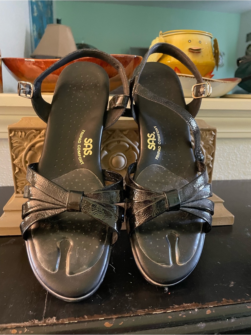 SAS Women's Black Metallic Slingback Sandals